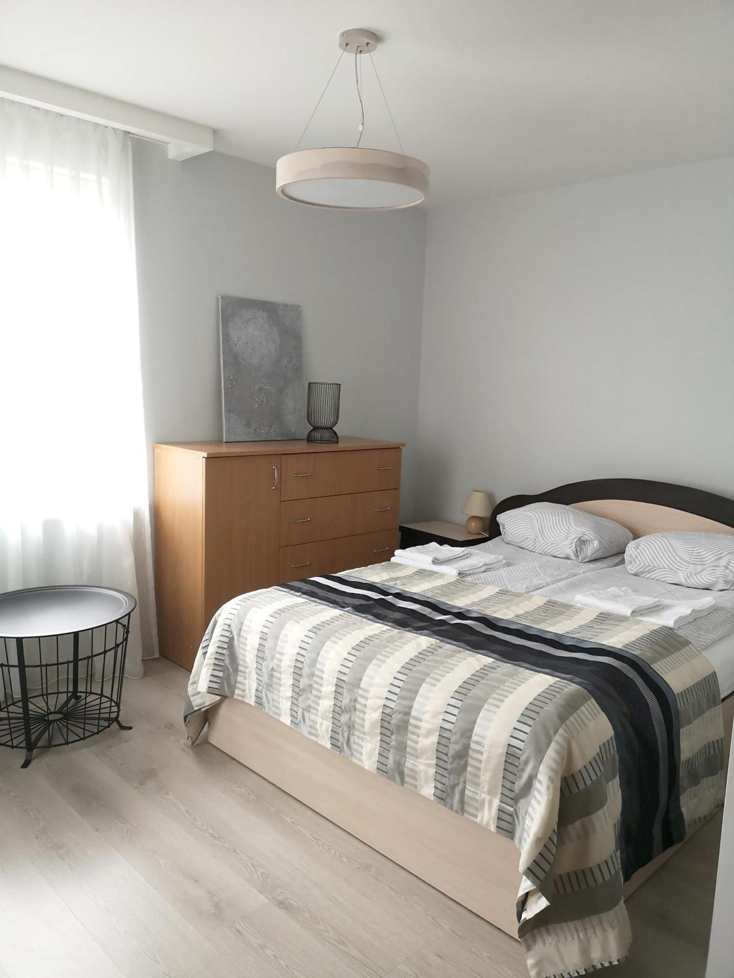 Plunges Gatves 18 Apartamentai Telšiai Eksteriør billede